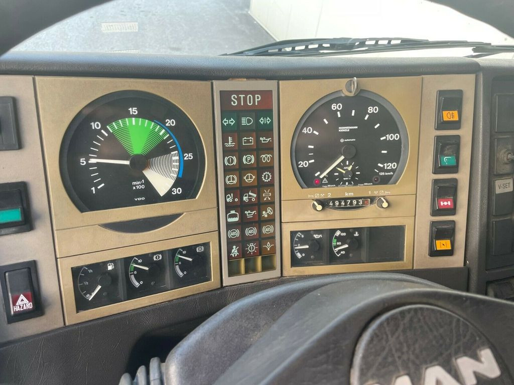 Leasing de MAN 12.192 Pferdetransporter MAN 12.192 Pferdetransporter MAN 12.192 Pferdetransporter MAN 12.192 Pferdetransporter: foto 7