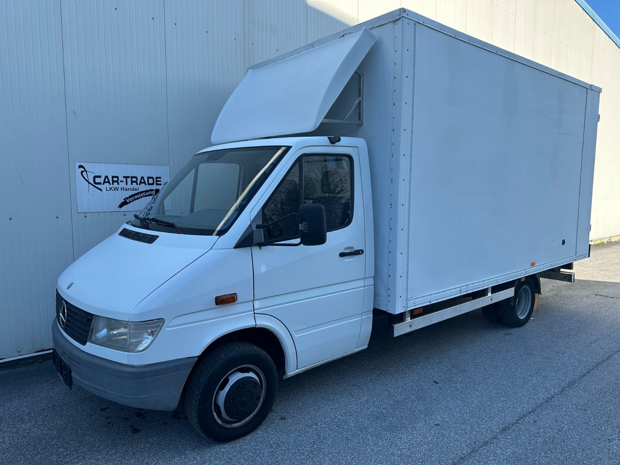 Mercedes-Benz 412 D Koffer Klima - Furgoneta caja cerrada: foto 1 Mercedes-Benz 412 D Koffer Klima - Furgoneta caja cerrada: foto 1