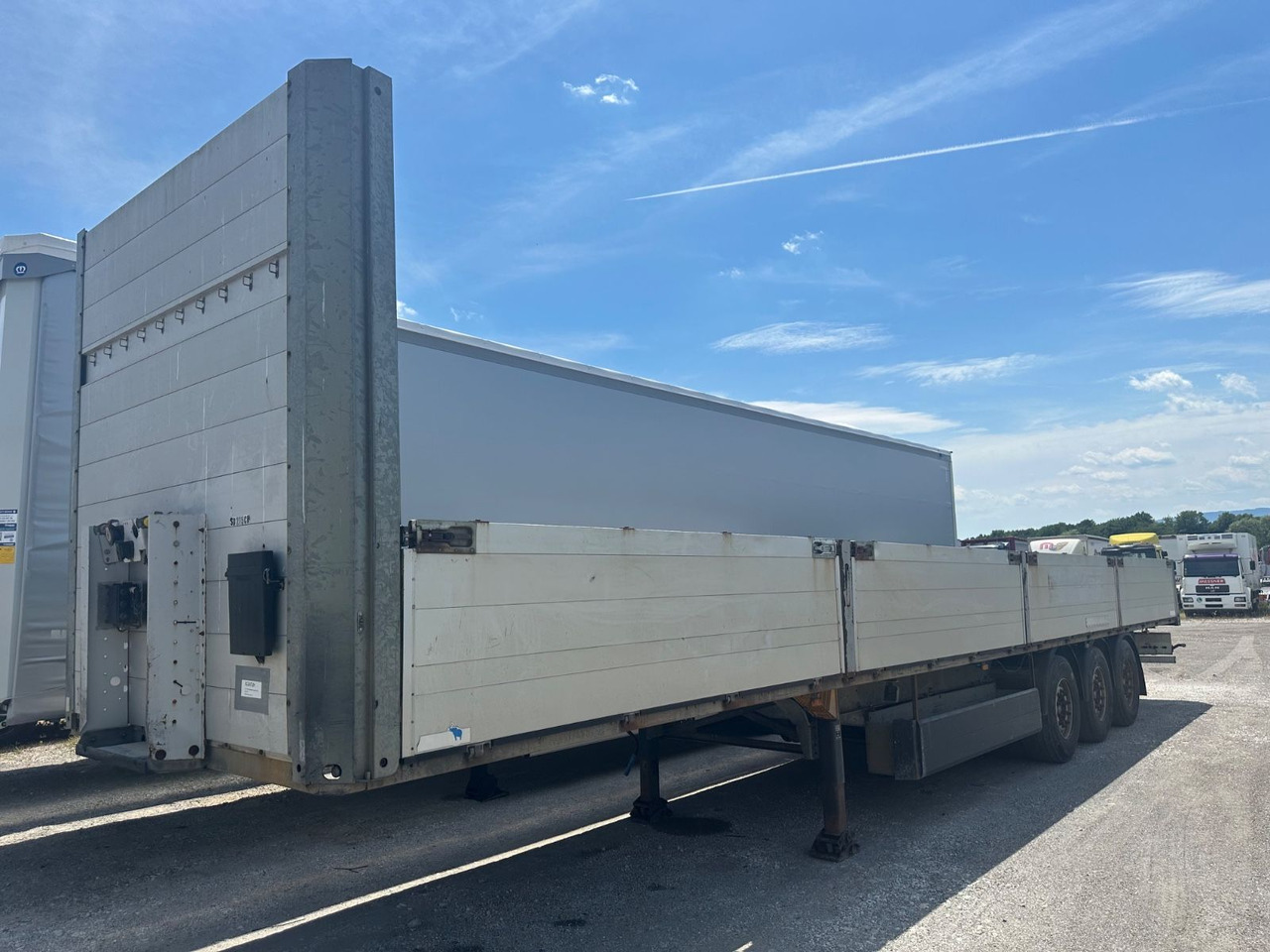 Schmitz Cargobull SCB 24 Bordwand 800 Lift - Semirremolque plataforma/ Caja abierta: foto 1 Schmitz Cargobull SCB 24 Bordwand 800 Lift - Semirremolque plataforma/ Caja abierta: foto 1