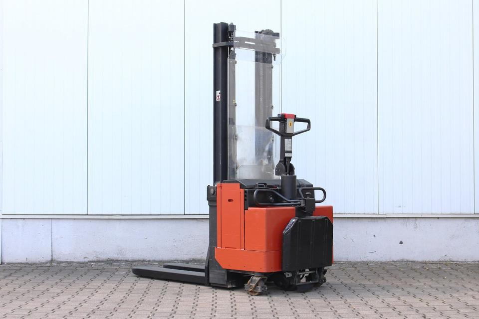 BT LSV1250 - 3400mm - Apilador: foto 1 BT LSV1250 - 3400mm - Apilador: foto 1