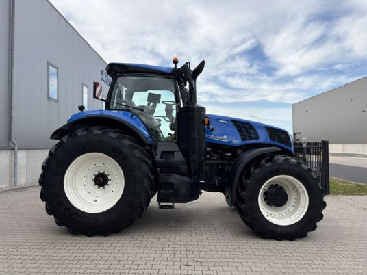 NEW HOLLAND New Holland T8.350 PLMi Genesis - Tractor: foto 2 NEW HOLLAND New Holland T8.350 PLMi Genesis - Tractor: foto 2