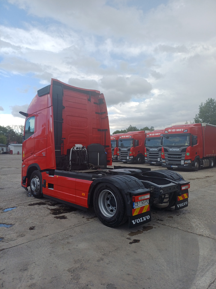 VOLVO FH 460T 4x2T , AERO , 3 PIECES - Cabeza tractora: foto 4 VOLVO FH 460T 4x2T , AERO , 3 PIECES - Cabeza tractora: foto 4