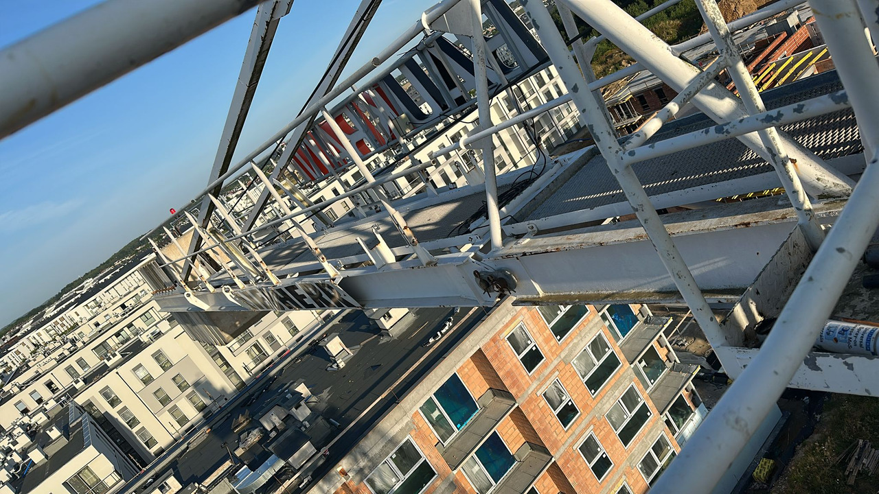 Liebherr 130 EC-B6 FR.Tronic - Grúa torre: foto 2 Liebherr 130 EC-B6 FR.Tronic - Grúa torre: foto 2