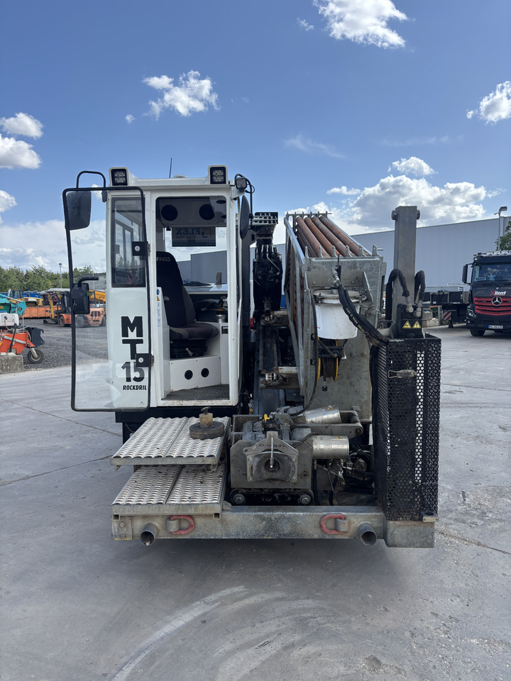 Rockdrill MT - 15 - Perforadora direccional horizontal: foto 4 Rockdrill MT - 15 - Perforadora direccional horizontal: foto 4