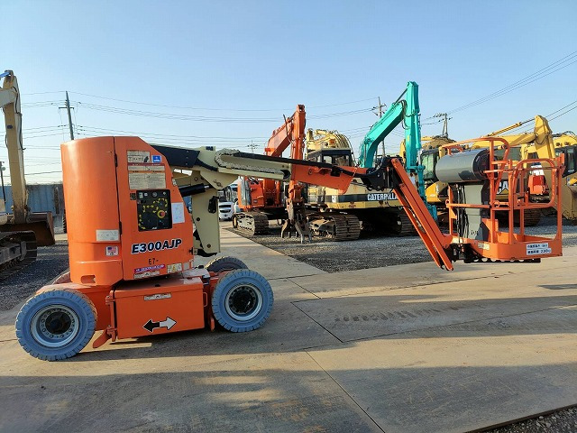 JLG E300AJP - Plataforma articulada: foto 4 JLG E300AJP - Plataforma articulada: foto 4