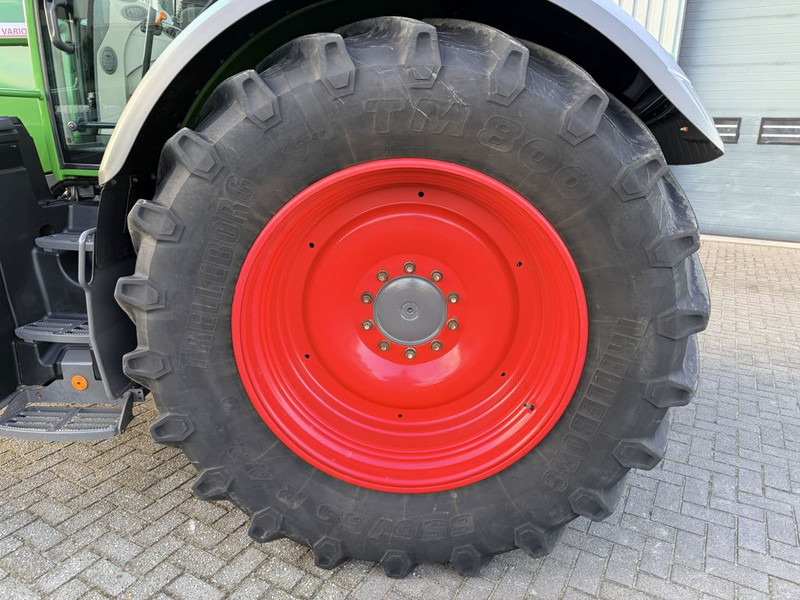 Tractor Fendt 720 Vario Power+ Gen 6: foto 8 Tractor Fendt 720 Vario Power+ Gen 6: foto 8