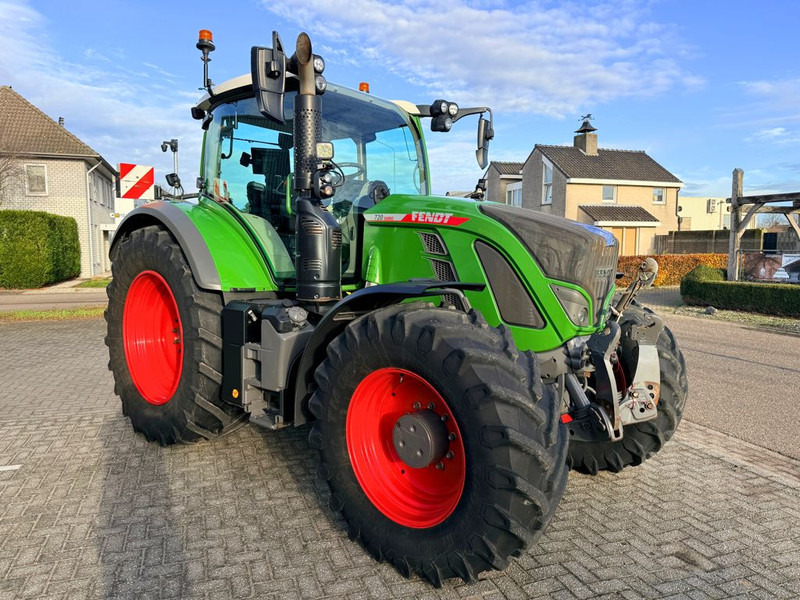 Fendt 720 Vario Power+ Gen 6 - Tractor: foto 4 Fendt 720 Vario Power+ Gen 6 - Tractor: foto 4