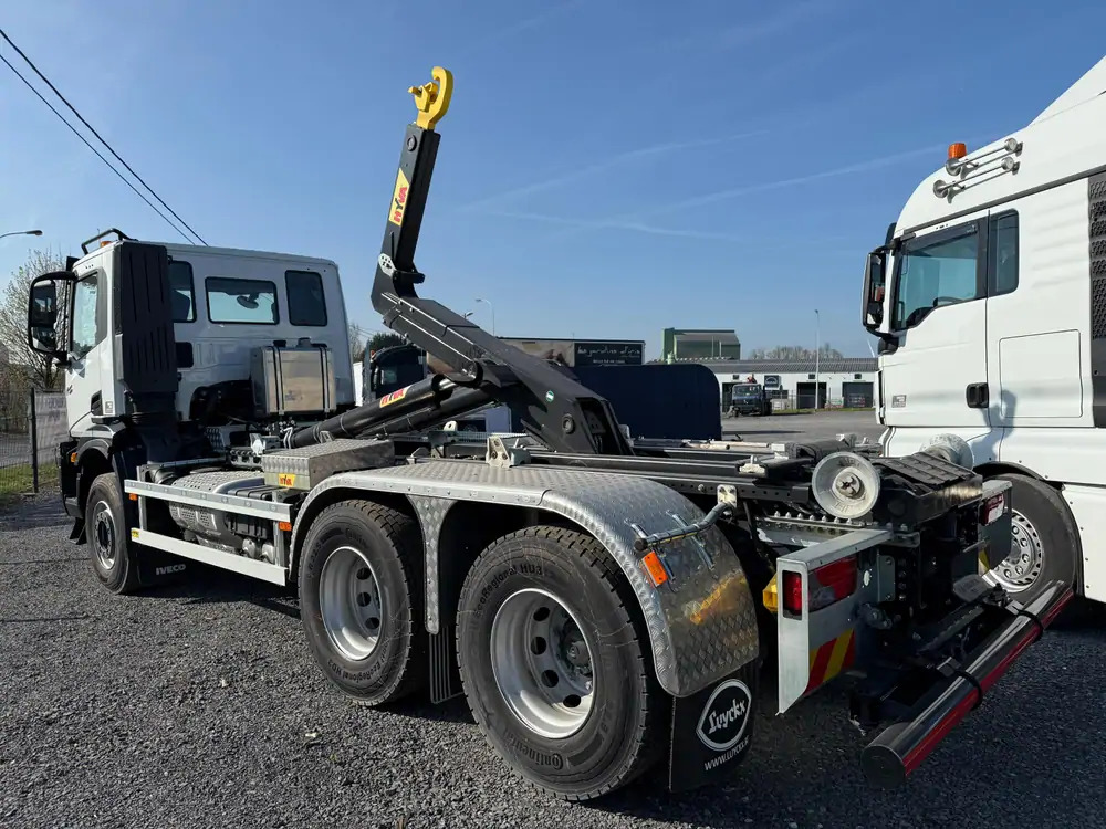 Iveco AD300T48 HYVALIFT 20 TONS*pare-choc hydraulique - Camión multibasculante: foto 3 Iveco AD300T48 HYVALIFT 20 TONS*pare-choc hydraulique - Camión multibasculante: foto 3