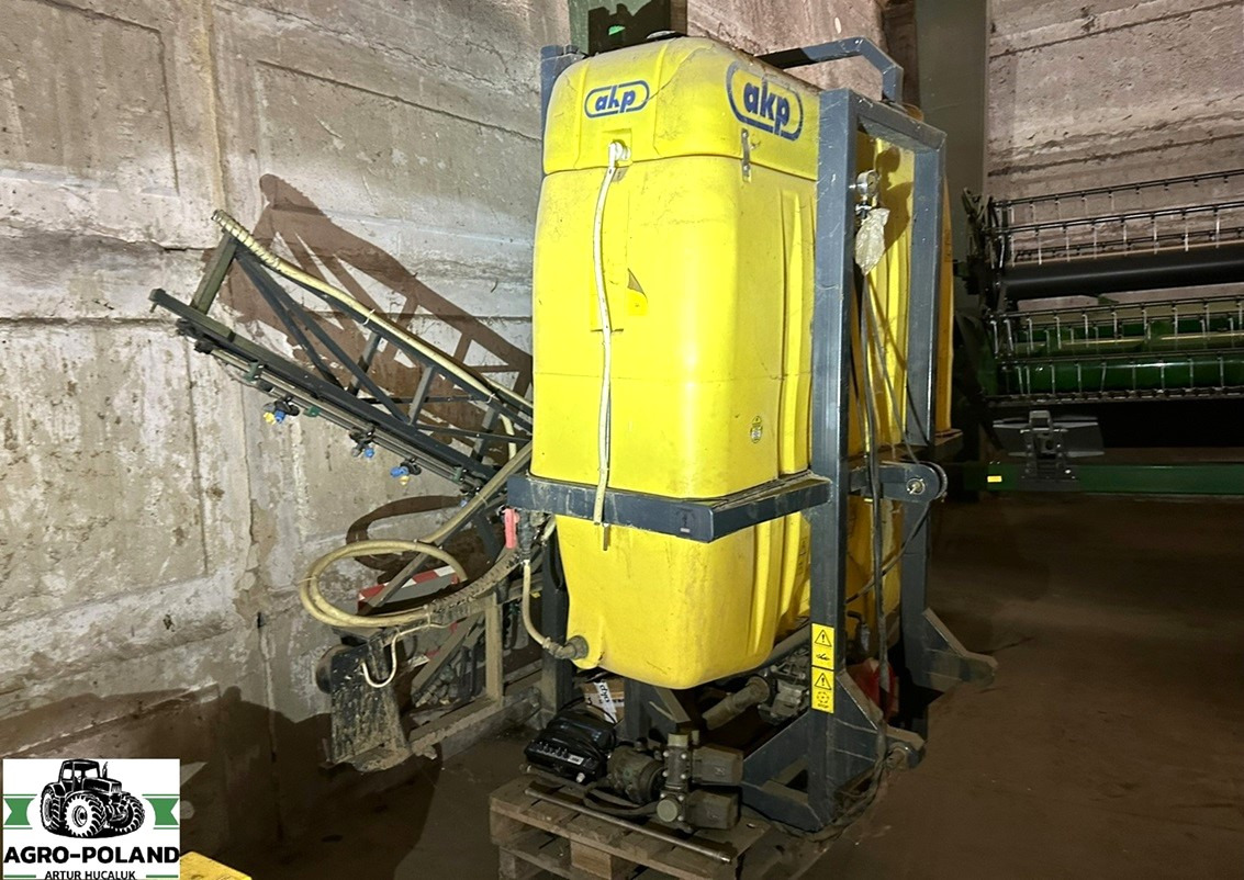 AKP 1200 - 2011 ROK - 12 M - Pulverizador suspendido: foto 1 AKP 1200 - 2011 ROK - 12 M - Pulverizador suspendido: foto 1