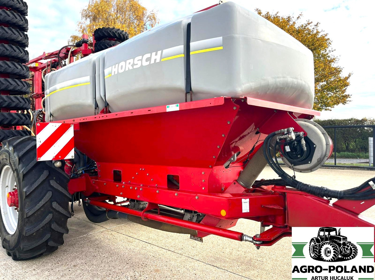 HORSCH SPRINTER 8 SW - 2014 ROK - NAWOŻENIE - MiniDrill - 4000 HA - Combinado de siembra: foto 2 HORSCH SPRINTER 8 SW - 2014 ROK - NAWOŻENIE - MiniDrill - 4000 HA - Combinado de siembra: foto 2