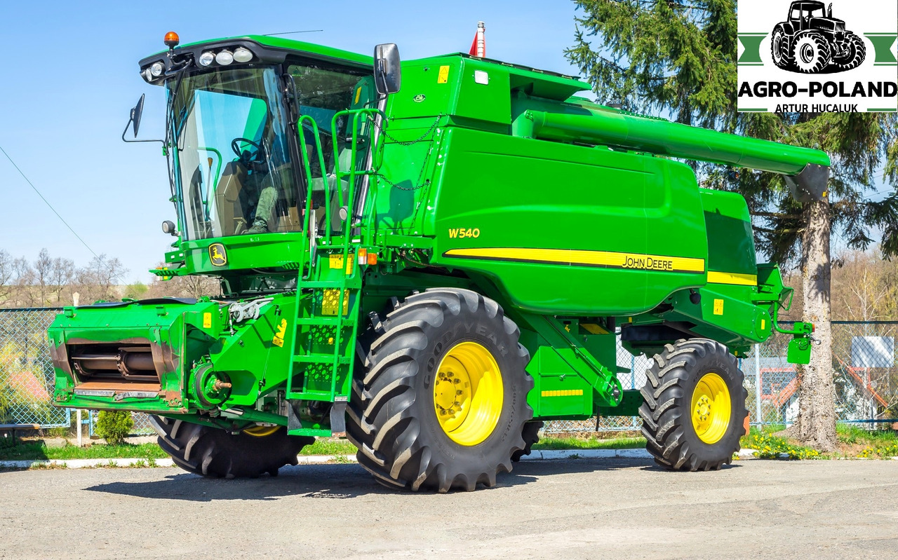 JOHN DEERE W 540 - 2485/3436 h - 5,5 M - 2008 ROK - Cosechadora de granos: foto 1 JOHN DEERE W 540 - 2485/3436 h - 5,5 M - 2008 ROK - Cosechadora de granos: foto 1