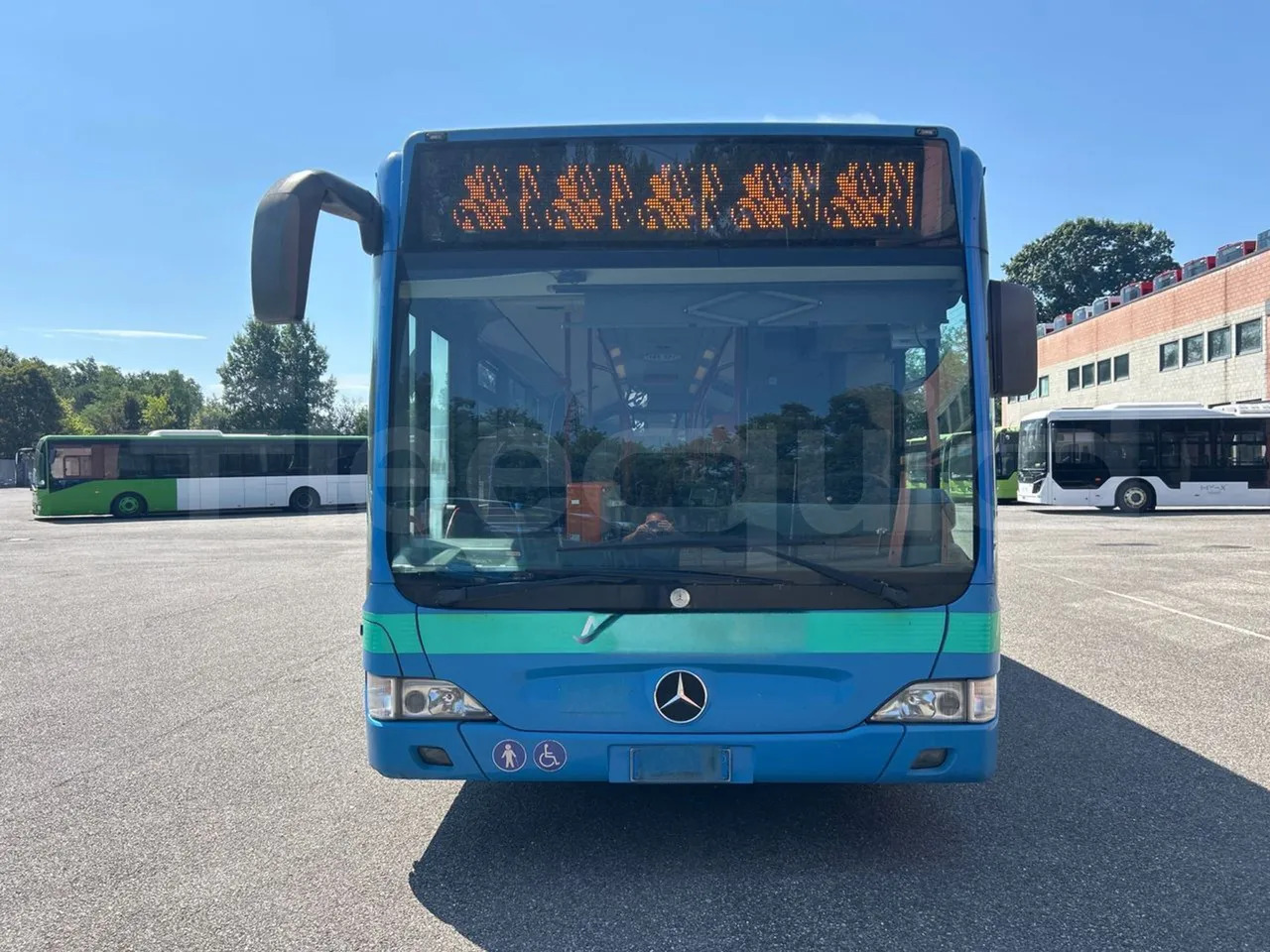 Mercedes-Benz Citaro G - Autobús articulado: foto 2 Mercedes-Benz Citaro G - Autobús articulado: foto 2