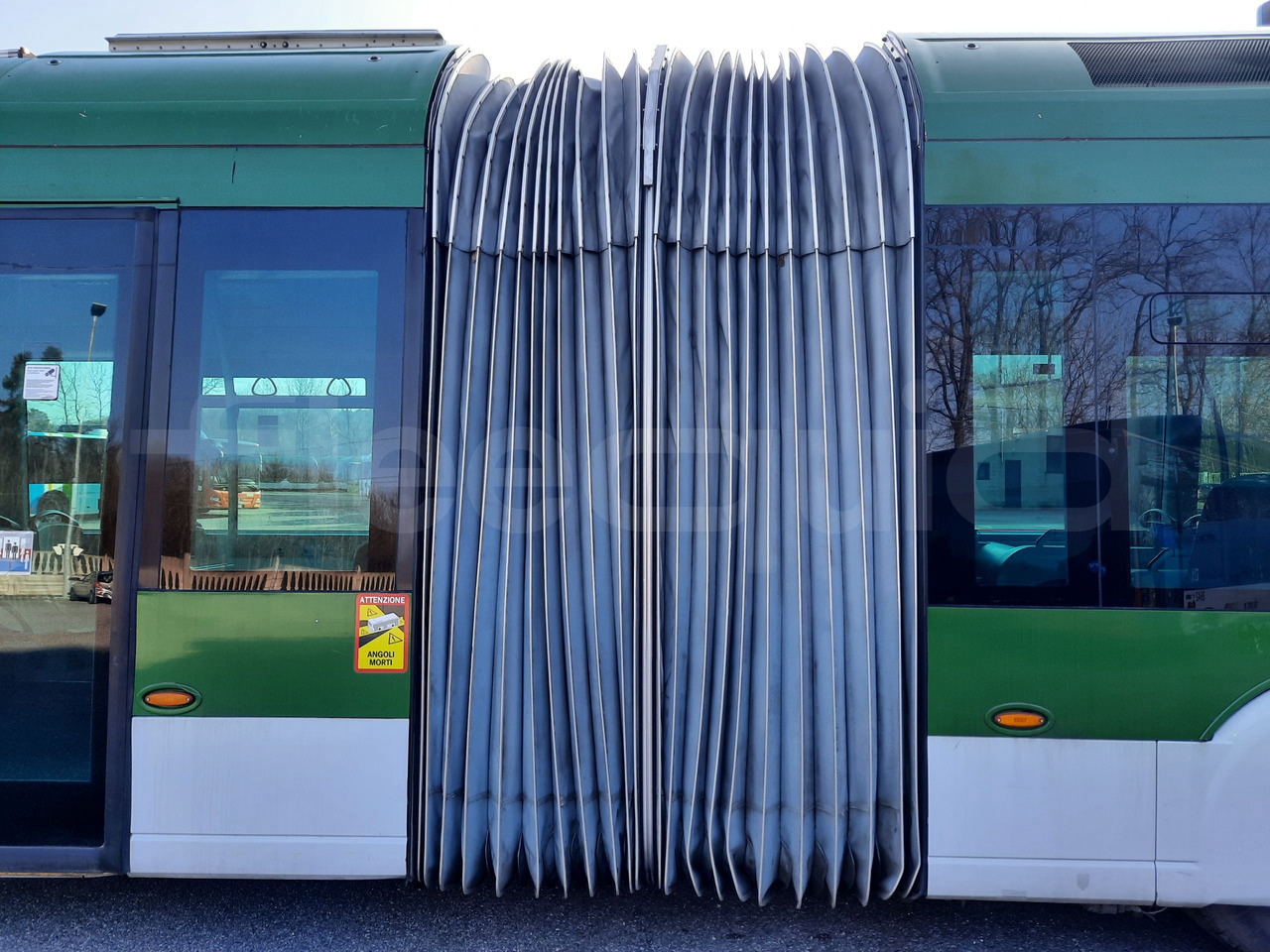 Autobús articulado, Autobús eléctrico N. 6 Irisbus Cristalis ETB 18: foto 16