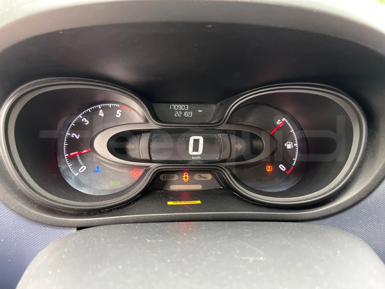 Opel Vivaro - B - Autobús suburbano: foto 3 Opel Vivaro - B - Autobús suburbano: foto 3