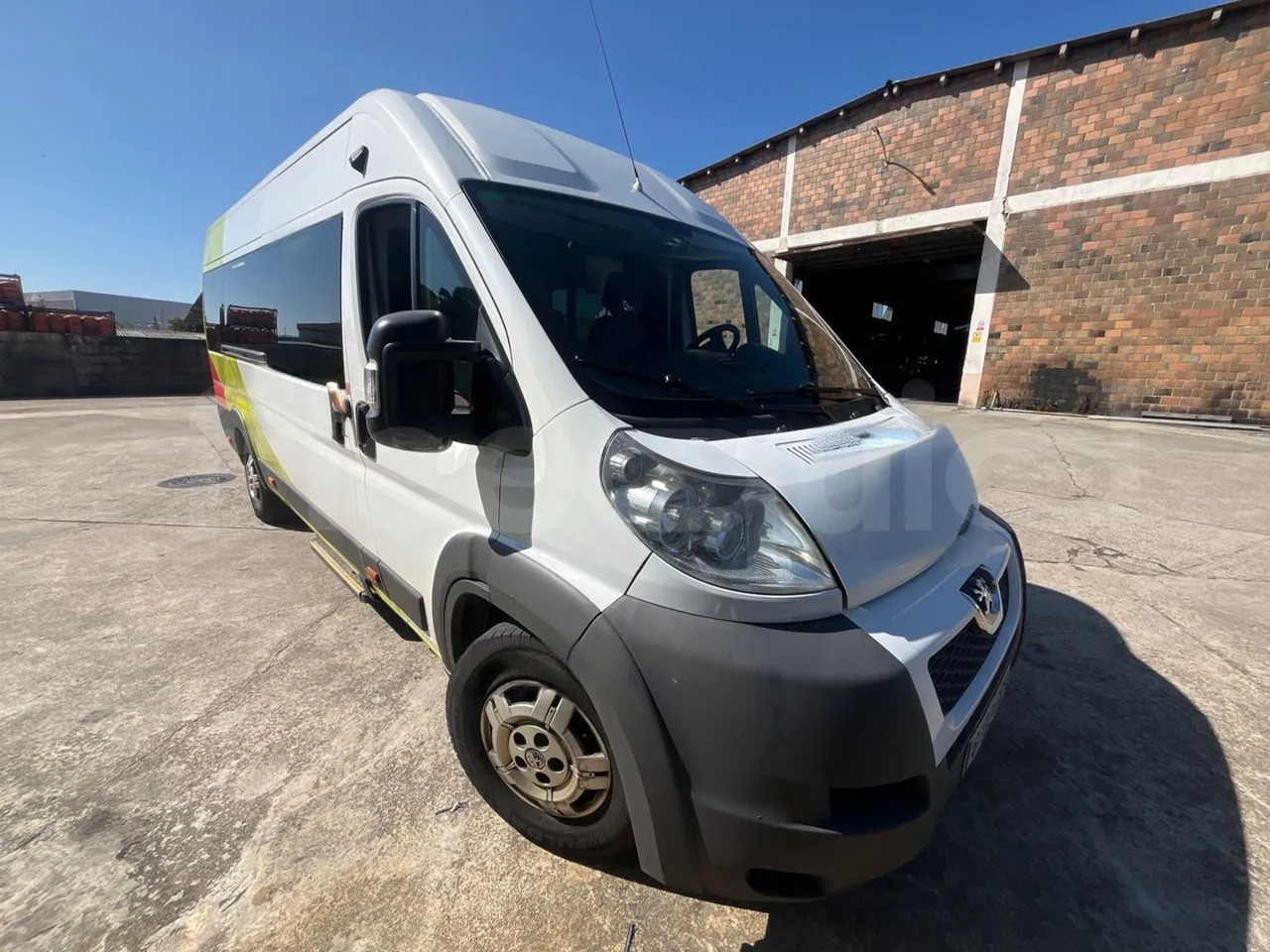 Peugeot 17P 440 BOXER - Autobús suburbano: foto 1 Peugeot 17P 440 BOXER - Autobús suburbano: foto 1