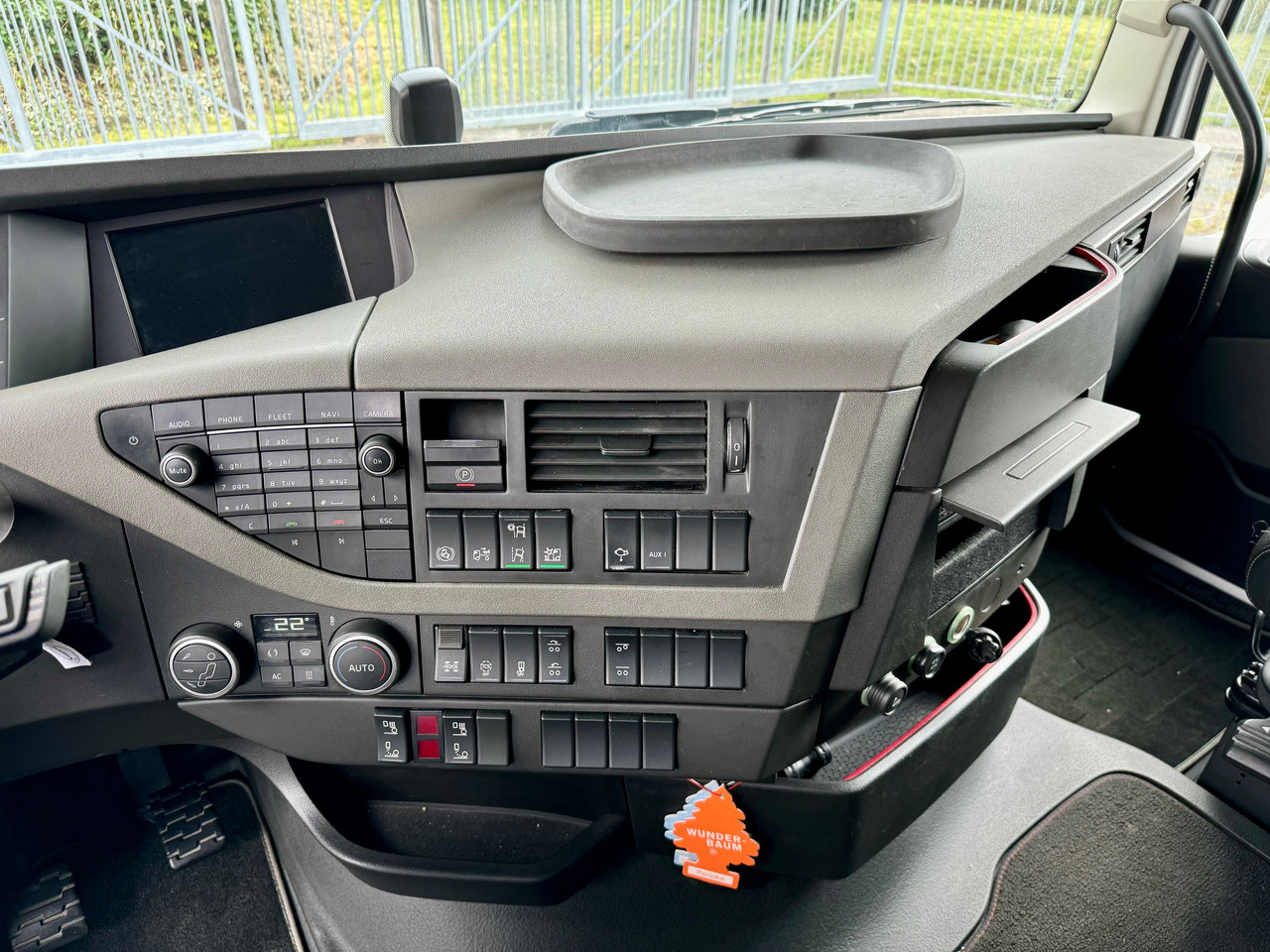 Leasing de VOLVO Fh-13-540 6x4R VOLVO Fh-13-540 6x4R: foto 11 Leasing de VOLVO Fh-13-540 6x4R VOLVO Fh-13-540 6x4R: foto 11