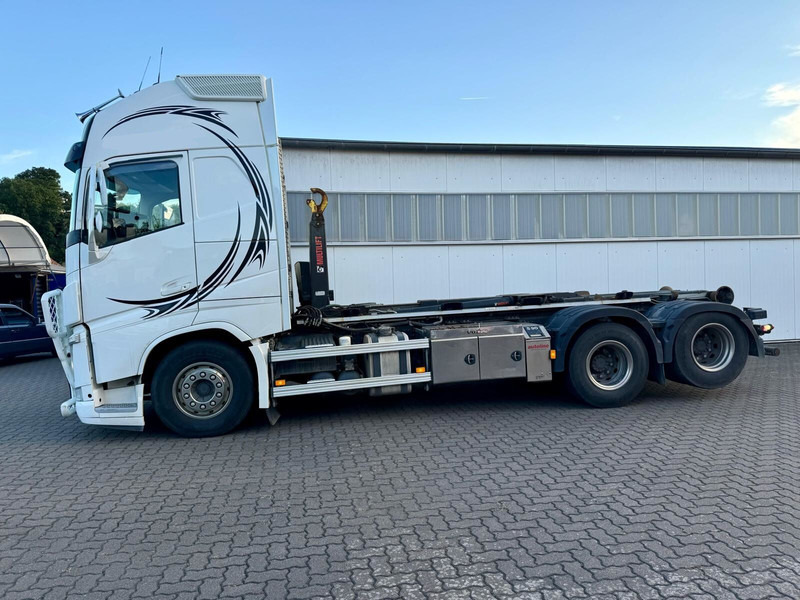 Volvo FH 540 6x4 Liftachse ARK-Hooklift-Funk-Radio-Comand Retarder - Camión multibasculante: foto 4 Volvo FH 540 6x4 Liftachse ARK-Hooklift-Funk-Radio-Comand Retarder - Camión multibasculante: foto 4