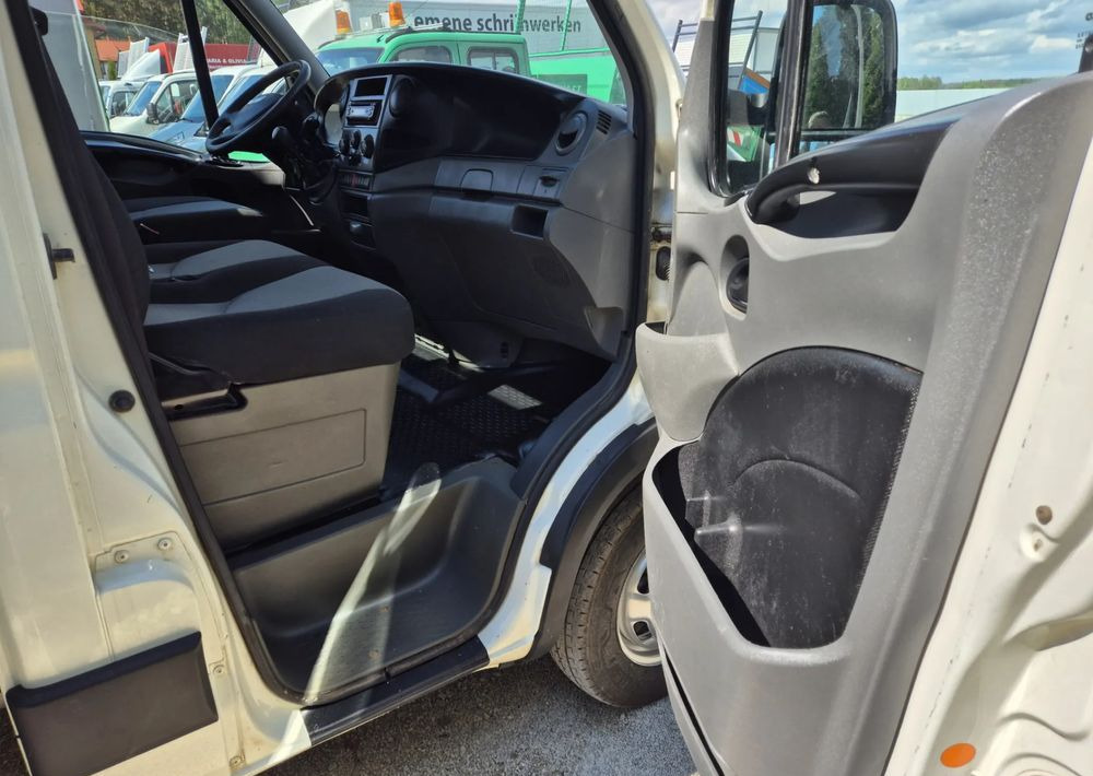 Iveco 35C15 3.0 150KM Wywrotka - Furgoneta basculante: foto 5 Iveco 35C15 3.0 150KM Wywrotka - Furgoneta basculante: foto 5