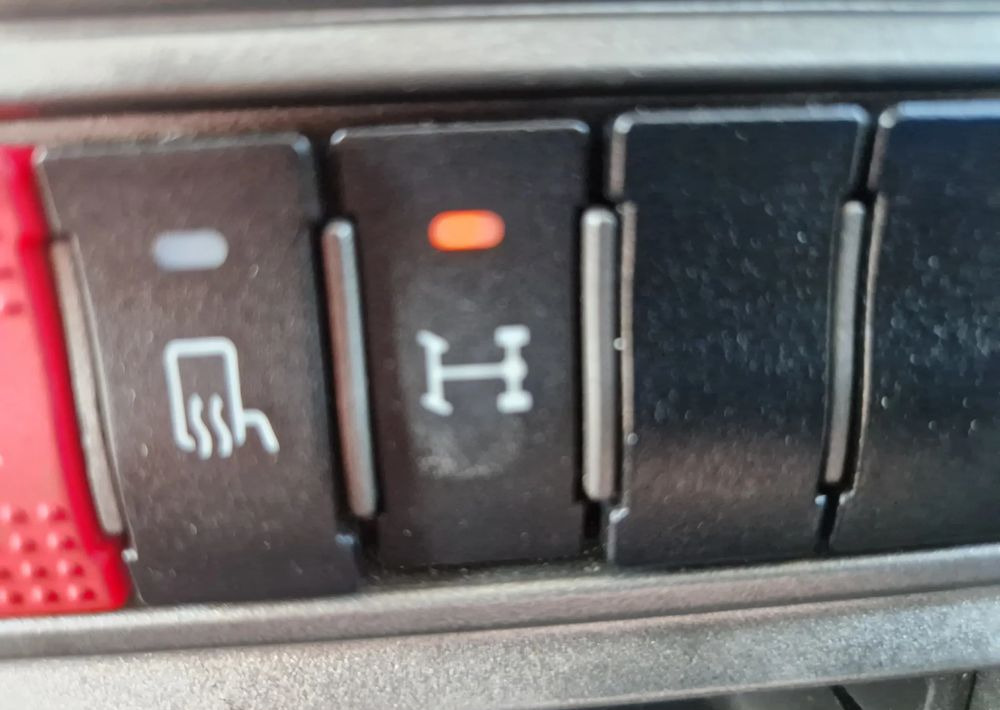 Furgoneta basculante Iveco 35C15 3.0: foto 9 Furgoneta basculante Iveco 35C15 3.0: foto 9