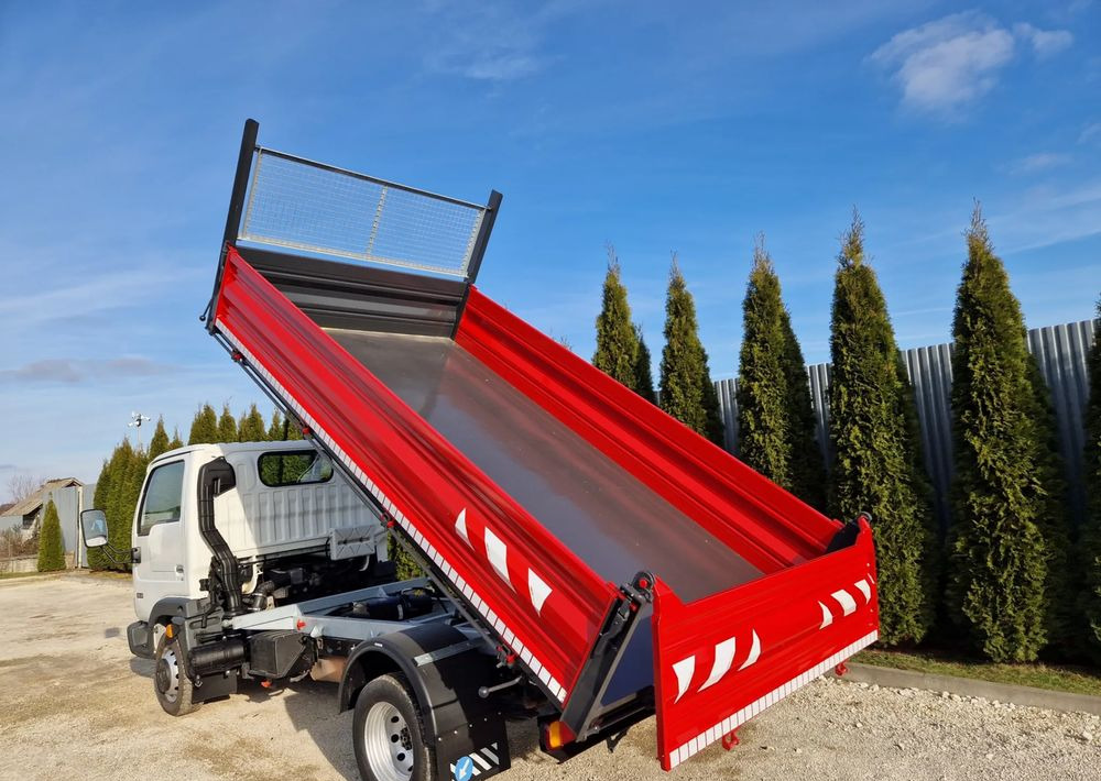 Nissan Cabstar 3.0 - Furgoneta basculante: foto 3 Nissan Cabstar 3.0 - Furgoneta basculante: foto 3