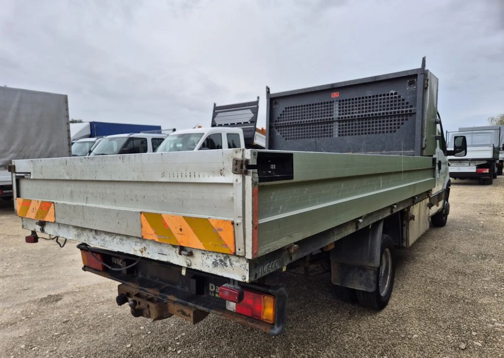 Skrzynia ładunkowa 4.1m Iveco + skrzynia narzędziowa - Carrocería abierta: foto 4 Skrzynia ładunkowa 4.1m Iveco + skrzynia narzędziowa - Carrocería abierta: foto 4