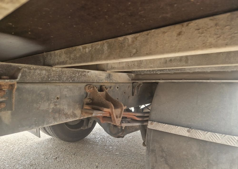 Skrzynia ładunkowa burty 4m Atleon Iveco mascott - Carrocería abierta: foto 5 Skrzynia ładunkowa burty 4m Atleon Iveco mascott - Carrocería abierta: foto 5