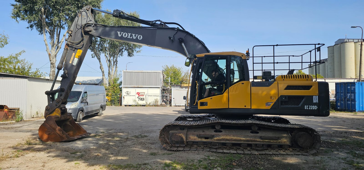 VOLVO EC220DL - Excavadora de cadenas: foto 2 VOLVO EC220DL - Excavadora de cadenas: foto 2