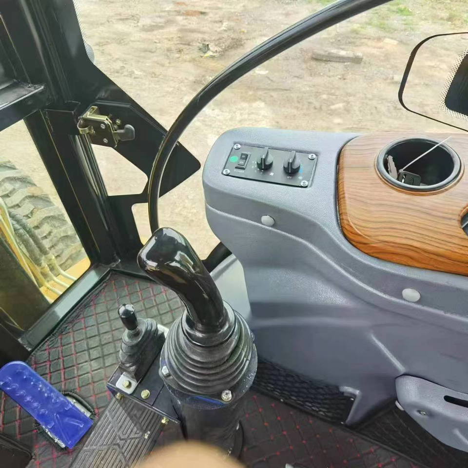 Retroexcavadora CATERPILLAR 420F backhoe loader stock new low hour jcb TLB: foto 9 Retroexcavadora CATERPILLAR 420F backhoe loader stock new low hour jcb TLB: foto 9