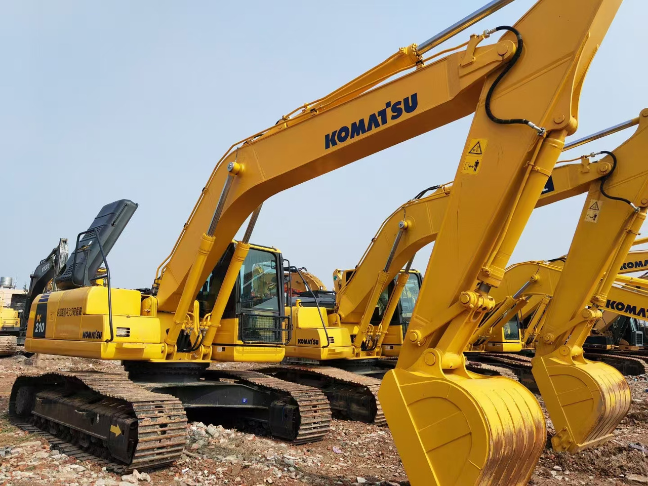 KOMATSU pc210-8 used crawler excavator japan brand hot sale - Excavadora de cadenas: foto 5 KOMATSU pc210-8 used crawler excavator japan brand hot sale - Excavadora de cadenas: foto 5