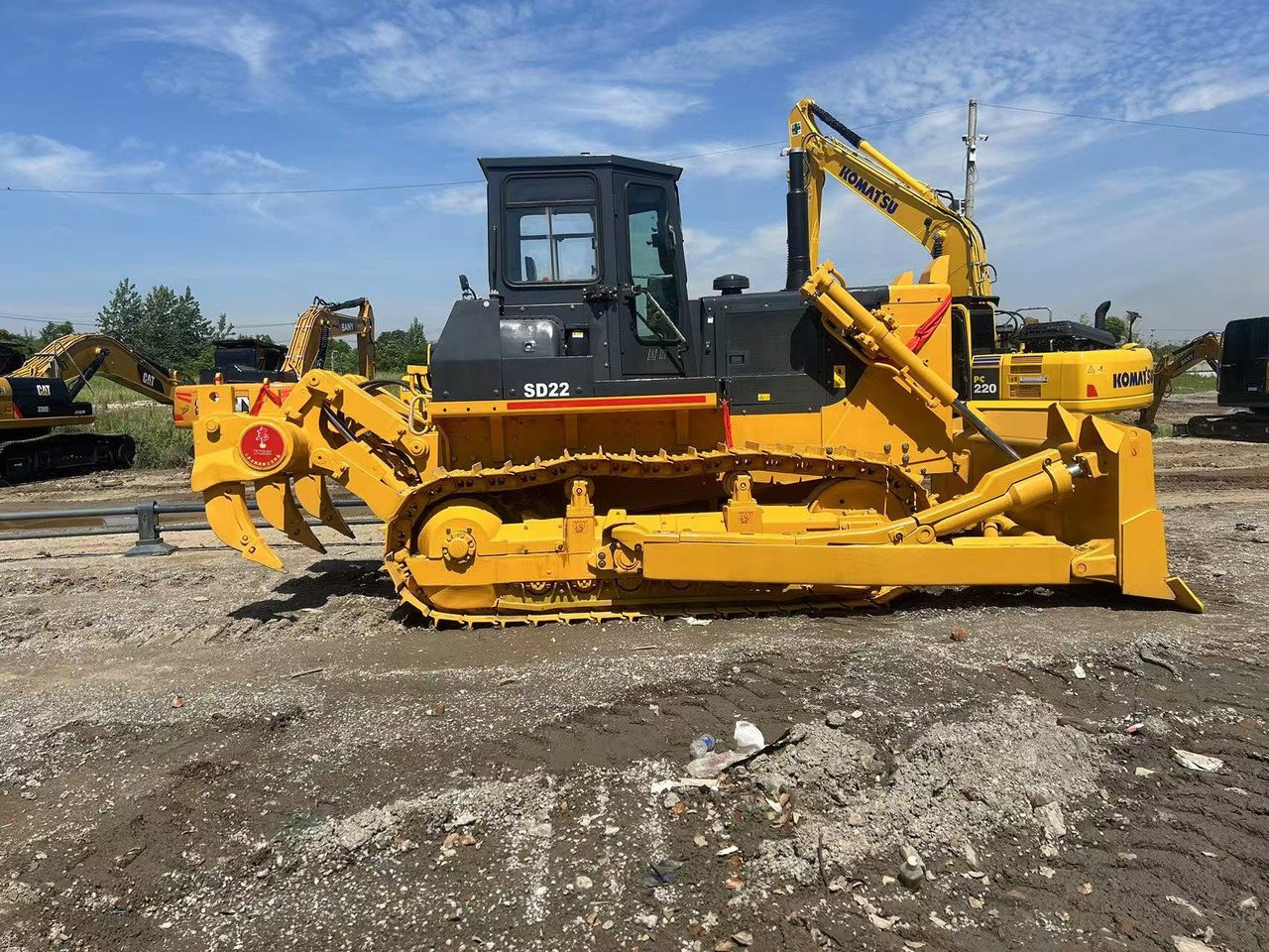 SHANTUI sd22 bulldozer discount for sale - Bulldozer: foto 1 SHANTUI sd22 bulldozer discount for sale - Bulldozer: foto 1
