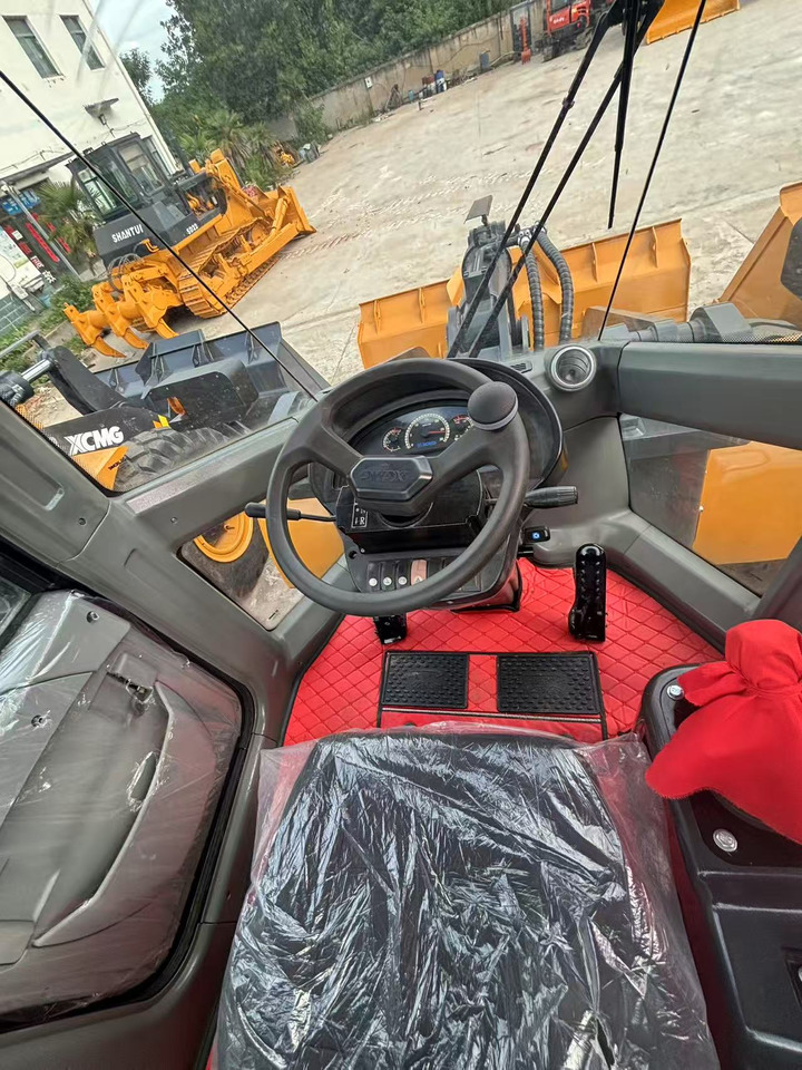 XCMG ZL50GN low hour front loader for sale - Cargadora de ruedas: foto 5 XCMG ZL50GN low hour front loader for sale - Cargadora de ruedas: foto 5