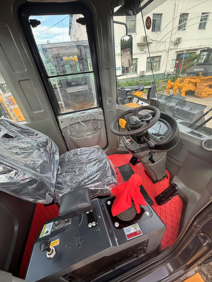 XCMG ZL50GN low hour front loader for sale - Cargadora de ruedas: foto 4 XCMG ZL50GN low hour front loader for sale - Cargadora de ruedas: foto 4