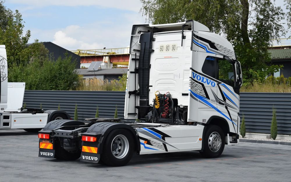 Volvo FH500 / EURO 6 / NOWY MODEL / KLIMATYZACJA POSTOJOWA / ACC / LEDY / 2 ZBIORNIKI PALIWA / FULL SPILERY / 2022 / SERWISOWANY / SPROWADZONY - Cabeza tractora: foto 5 Volvo FH500 / EURO 6 / NOWY MODEL / KLIMATYZACJA POSTOJOWA / ACC / LEDY / 2 ZBIORNIKI PALIWA / FULL SPILERY / 2022 / SERWISOWANY / SPROWADZONY - Cabeza tractora: foto 5