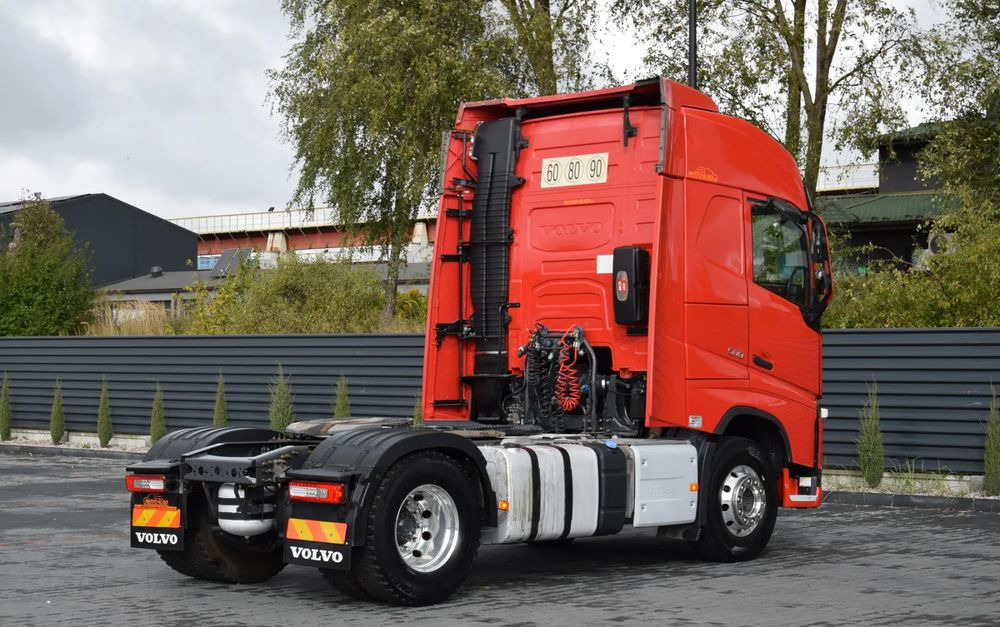 Volvo FH500 / HYDRAULIKA / EURO 6 / ACC / LEDY / ALUFELGI / SERWISOWANY / SPROWADZONY - Cabeza tractora: foto 5 Volvo FH500 / HYDRAULIKA / EURO 6 / ACC / LEDY / ALUFELGI / SERWISOWANY / SPROWADZONY - Cabeza tractora: foto 5