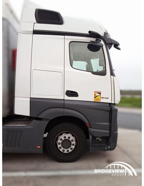 Mercedes-Benz Actros 1845 RETARDER - Cabeza tractora: foto 5 Mercedes-Benz Actros 1845 RETARDER - Cabeza tractora: foto 5