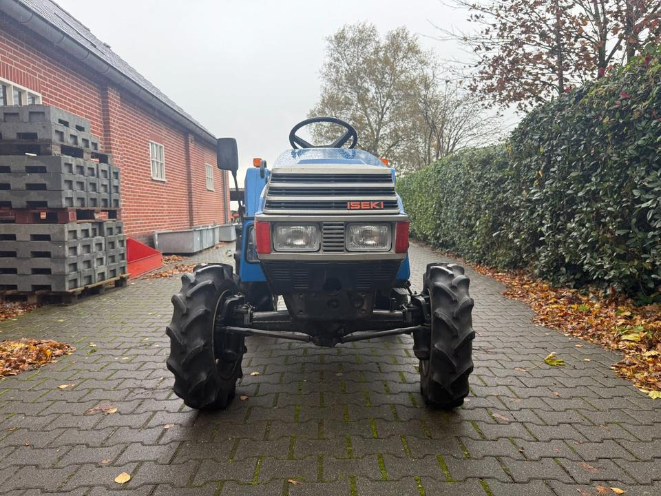 Kleintraktor Iseki TU217 - Tractor: foto 4 Kleintraktor Iseki TU217 - Tractor: foto 4