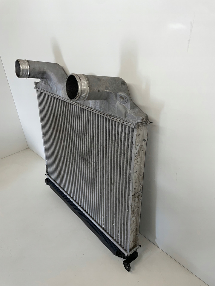 CHŁODNICA INTERCOLLER INTERKULER MAN TGS TGA - Intercooler para Camión: foto 1 CHŁODNICA INTERCOLLER INTERKULER MAN TGS TGA - Intercooler para Camión: foto 1