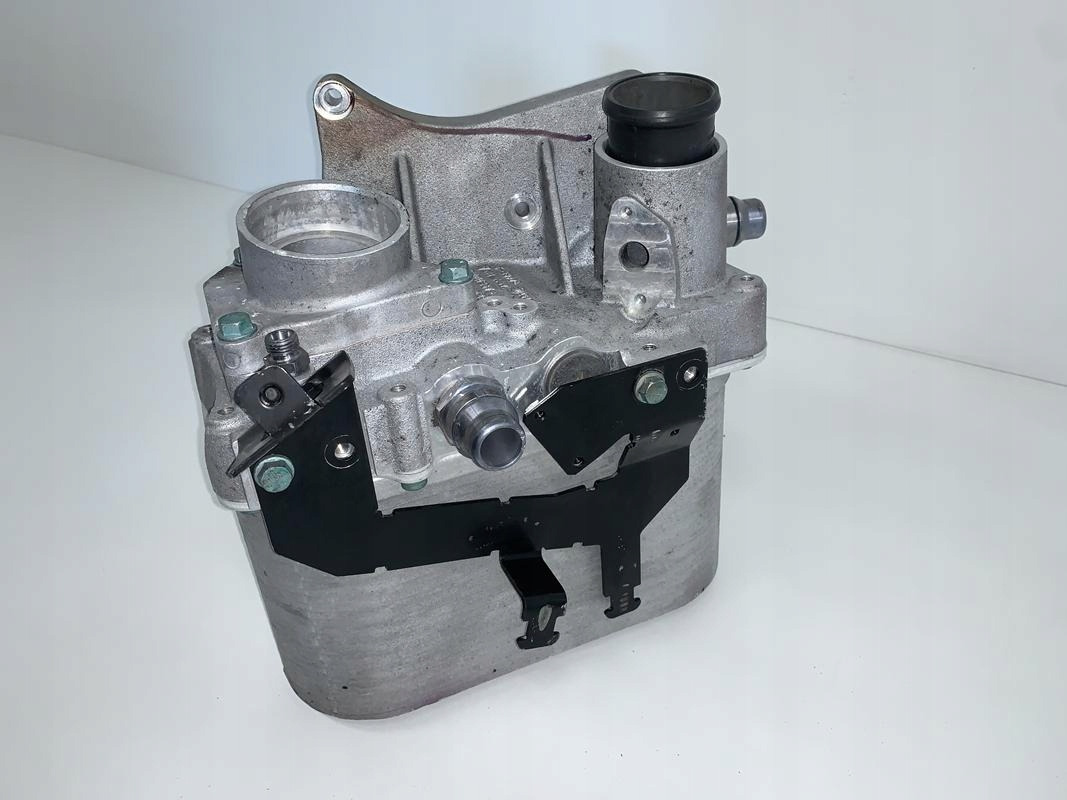 CHŁODNICA POWIETRZA INTERCOOLER MAN TGX TGS EURO 6 - Intercooler para Camión: foto 2 CHŁODNICA POWIETRZA INTERCOOLER MAN TGX TGS EURO 6 - Intercooler para Camión: foto 2