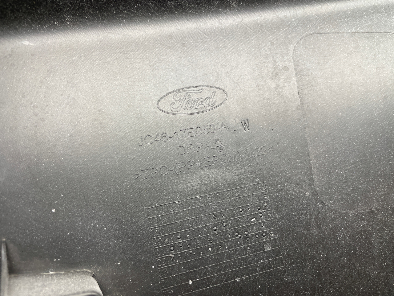 FORD F-MAX ZDERZAK OKULAR OBUDOWA REFLEKTORA JC46-17E950-A - Parachoques para Camión: foto 5 FORD F-MAX ZDERZAK OKULAR OBUDOWA REFLEKTORA JC46-17E950-A - Parachoques para Camión: foto 5