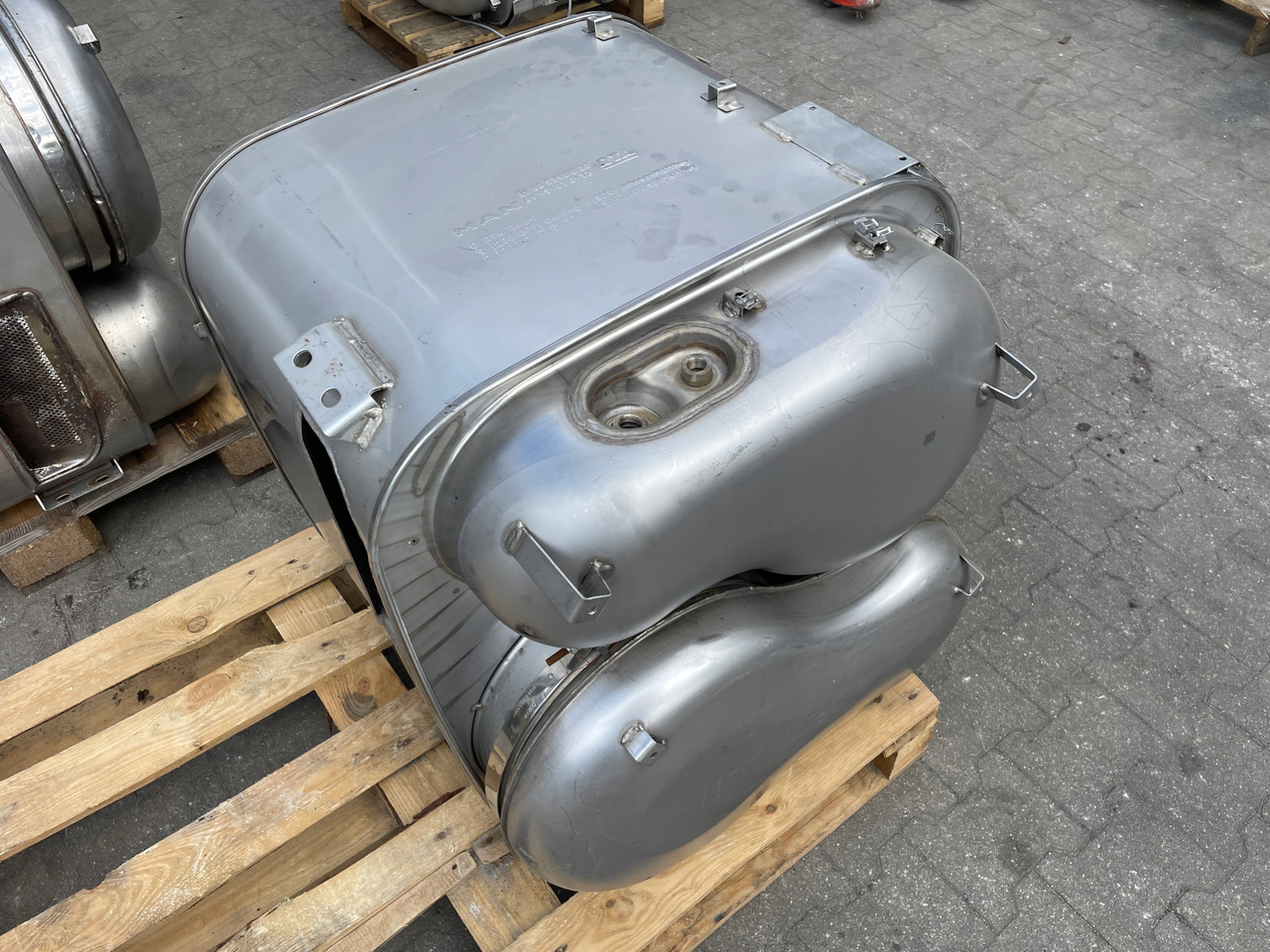 KATALIZATOR MAN TGX TGS EURO 6 DPF TŁUMIK WYDECH 81151036132 - Tubo de escape para Camión: foto 3 KATALIZATOR MAN TGX TGS EURO 6 DPF TŁUMIK WYDECH 81151036132 - Tubo de escape para Camión: foto 3