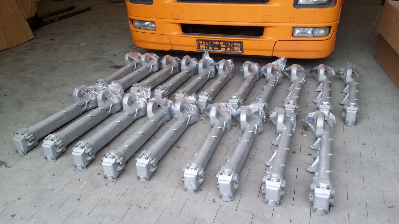 MAN F2000 TGA EGR TGX RECYRKULATOR D20,D26,D28 - Enfriador EGR para Camión: foto 1 MAN F2000 TGA EGR TGX RECYRKULATOR D20,D26,D28 - Enfriador EGR para Camión: foto 1