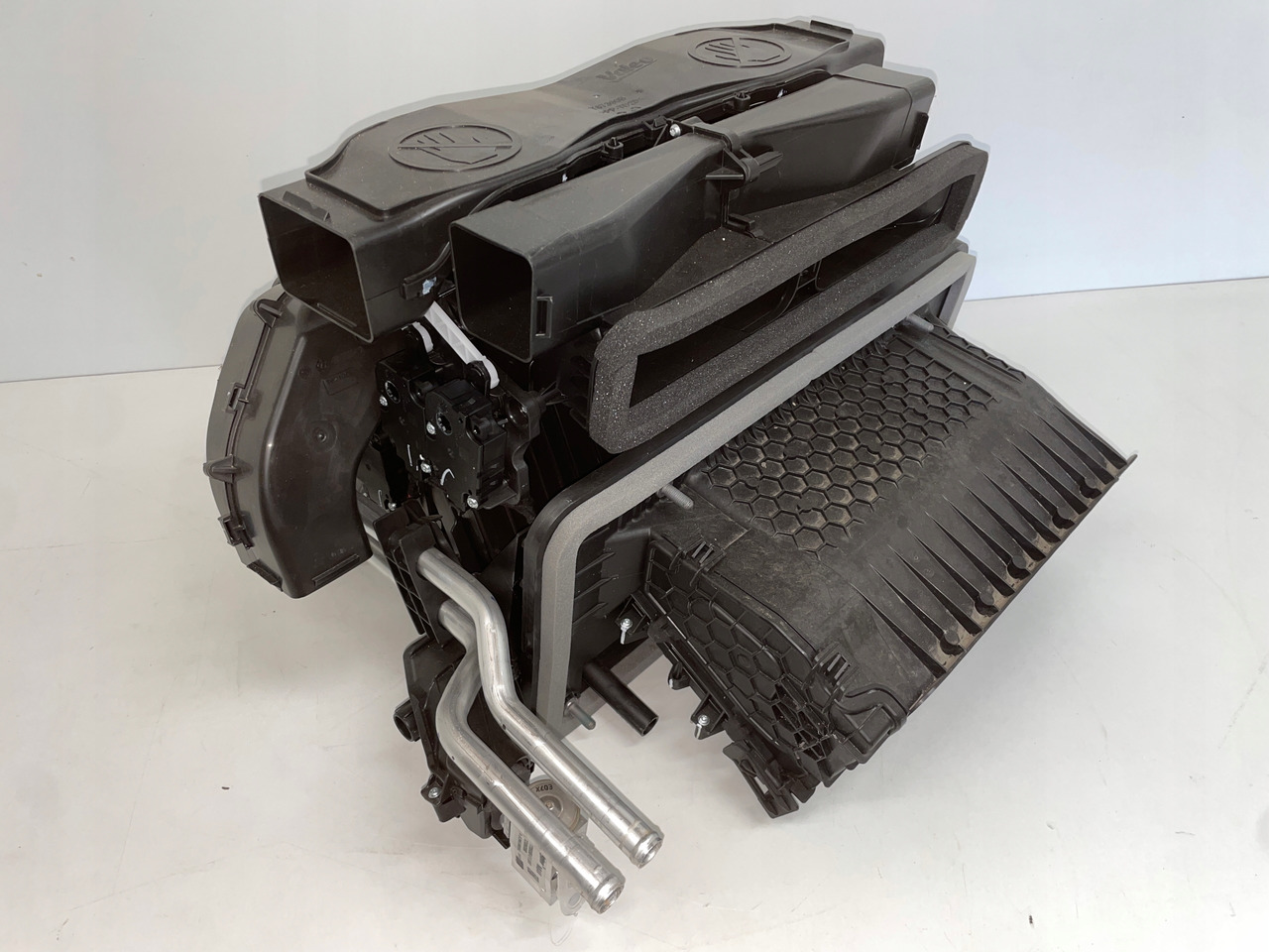 NAGRZEWNICA MAN TG3 TGX 3 TGX-3 81619006459 - Ventilador de habitáculo para Camión: foto 4 NAGRZEWNICA MAN TG3 TGX 3 TGX-3 81619006459 - Ventilador de habitáculo para Camión: foto 4