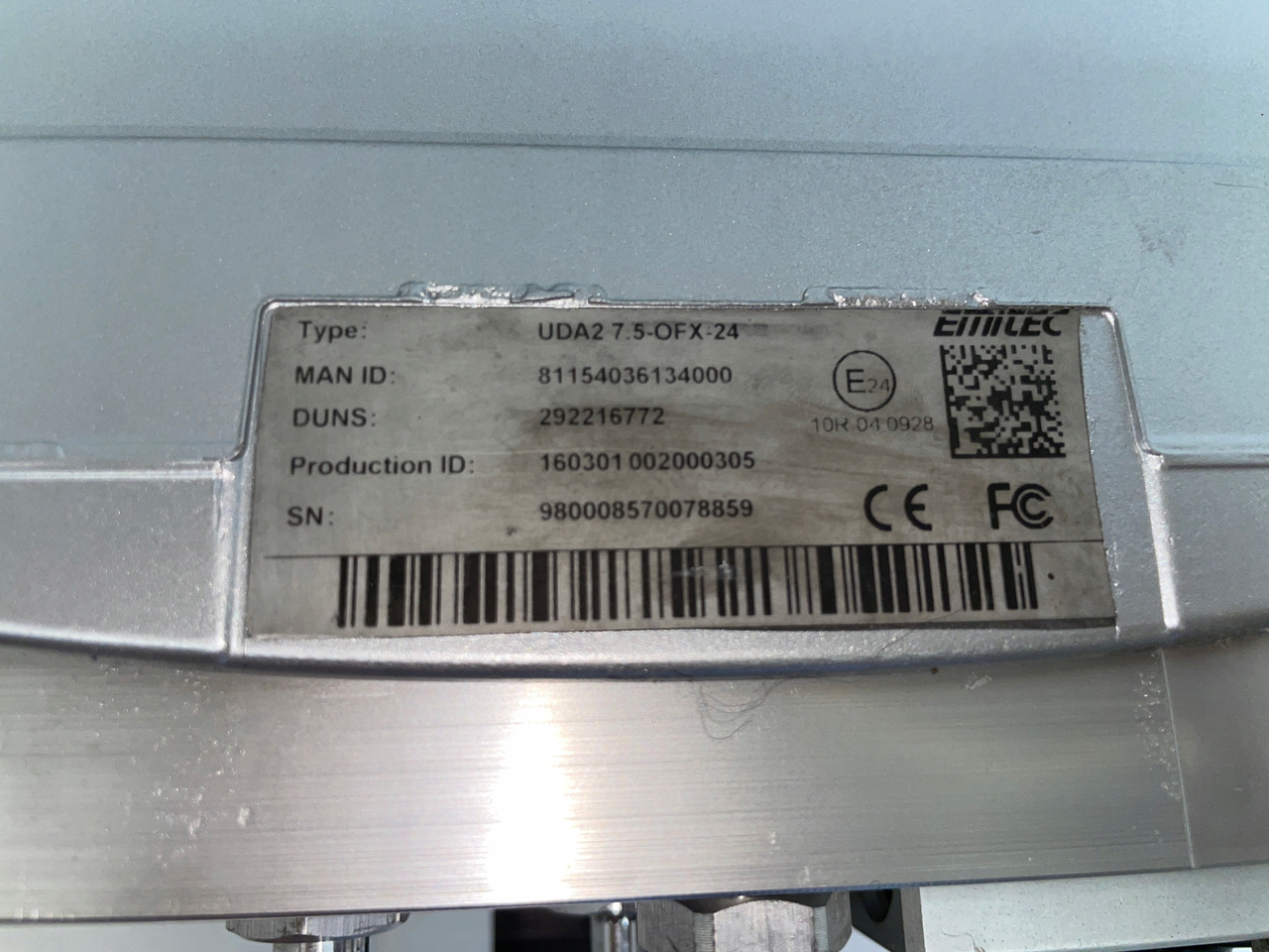 POMPA ADBLUE AD BLUE EMITEC MAN TGX TGS 81154036134 - Depósito de AdBlue para Camión: foto 4 POMPA ADBLUE AD BLUE EMITEC MAN TGX TGS 81154036134 - Depósito de AdBlue para Camión: foto 4