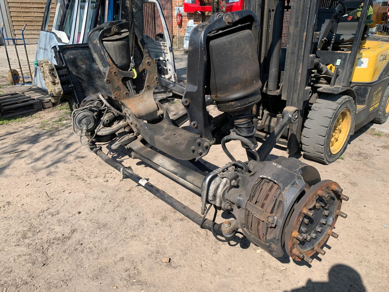 PRZEDNIA OŚ MAN TGX TGS TGA LOWDECK LOW DECK KMPL - Eje delantero para Camión: foto 5 PRZEDNIA OŚ MAN TGX TGS TGA LOWDECK LOW DECK KMPL - Eje delantero para Camión: foto 5