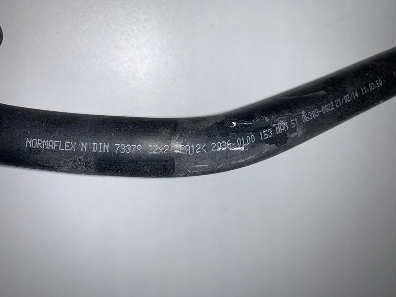 RURA PRZEWÓD WODY CHŁODZĄCEJ MAN TGX TGS EURO 6 - Motor y piezas para Camión: foto 3 RURA PRZEWÓD WODY CHŁODZĄCEJ MAN TGX TGS EURO 6 - Motor y piezas para Camión: foto 3