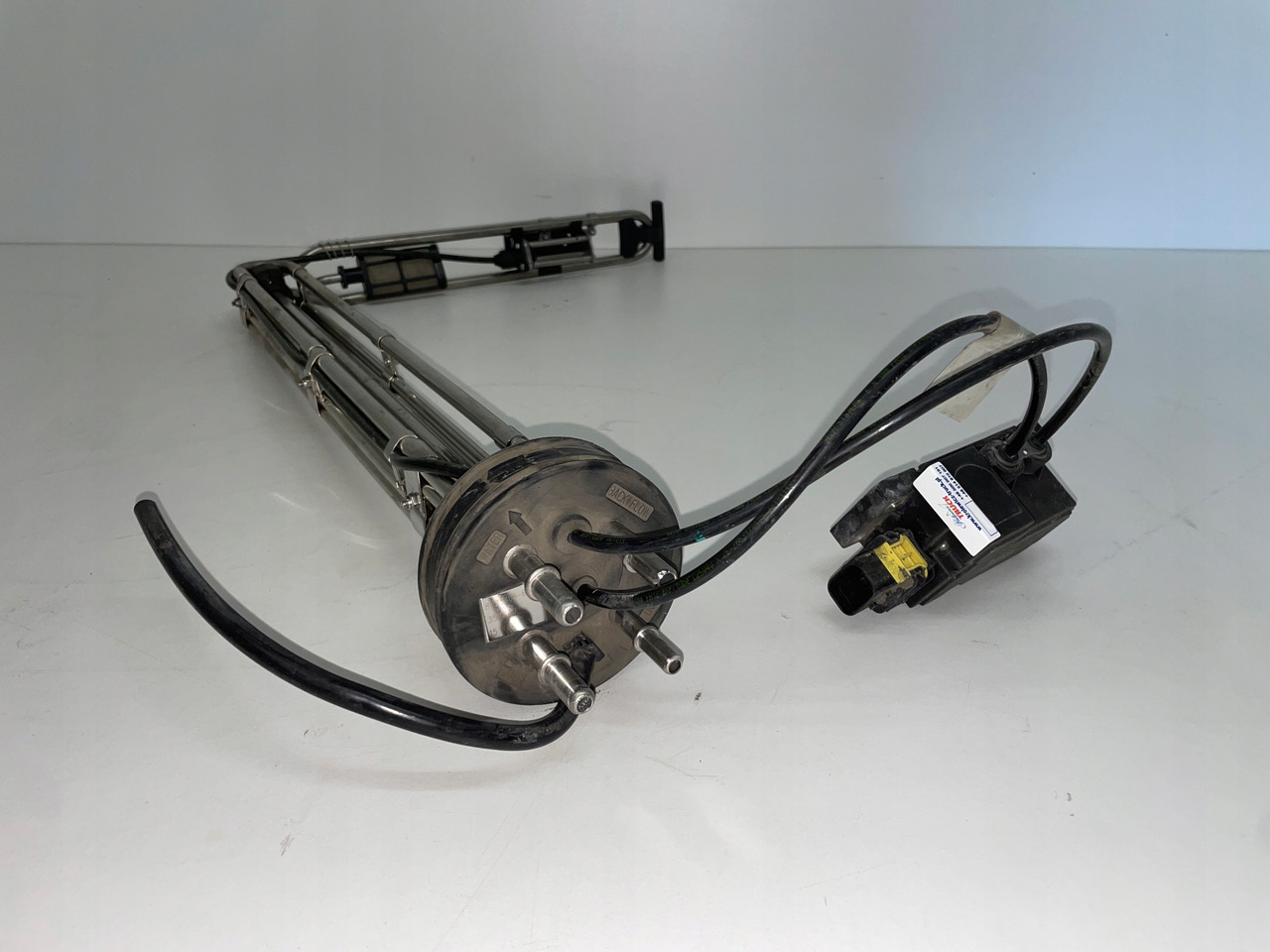 SMOK CZUJNIK ADBLUE AD BLUE MAN TGX TGS EURO 6 81154086040 - Depósito de AdBlue para Camión: foto 2 SMOK CZUJNIK ADBLUE AD BLUE MAN TGX TGS EURO 6 81154086040 - Depósito de AdBlue para Camión: foto 2