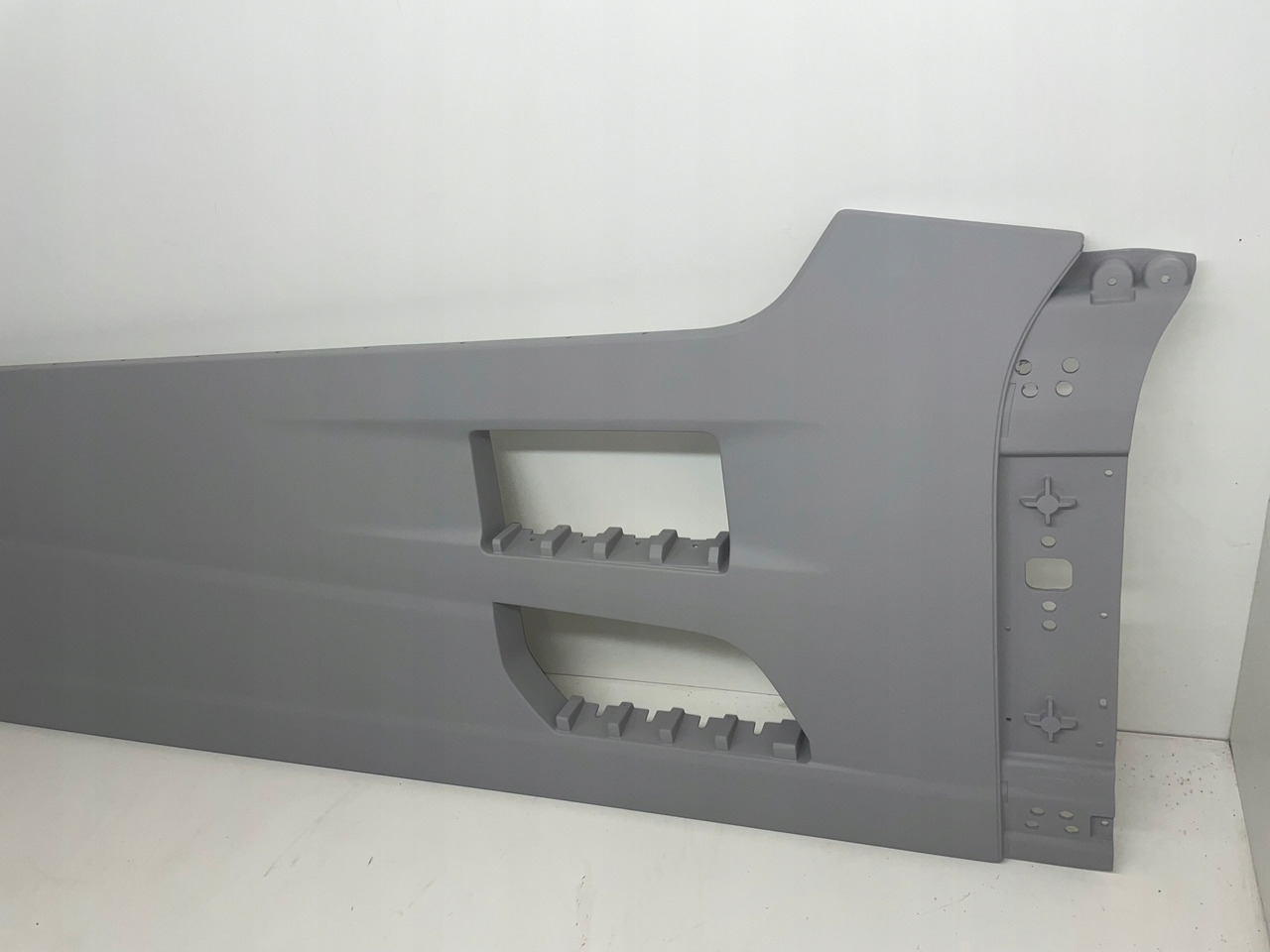 ZABUDOWA MIĘDZYOSIOWA SPOILER FORD F-MAX F MAX - Aerodinámica/ Spoiler para Camión: foto 3 ZABUDOWA MIĘDZYOSIOWA SPOILER FORD F-MAX F MAX - Aerodinámica/ Spoiler para Camión: foto 3