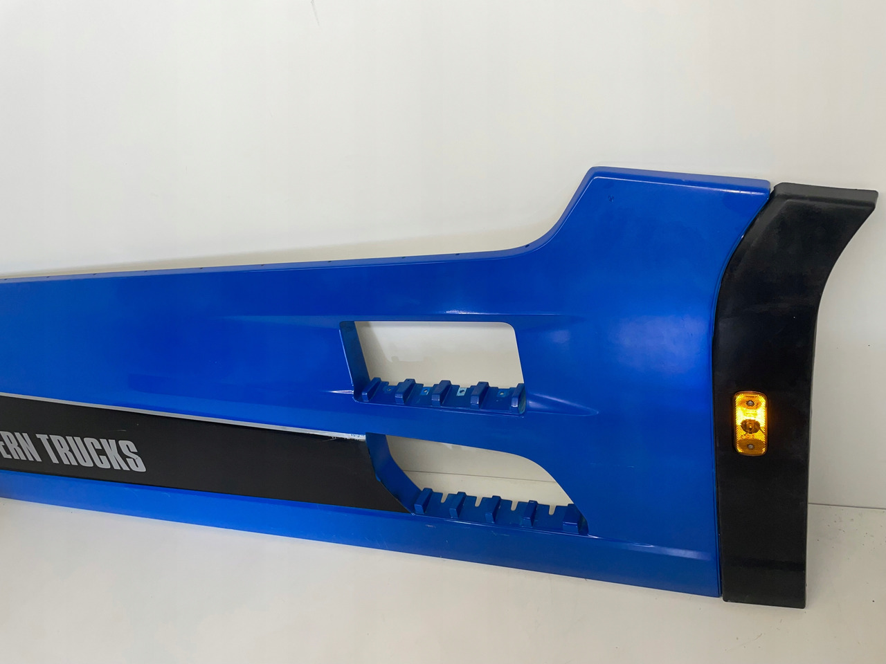 ZABUDOWA MIĘDZYOSIOWA SPOILER FORD F-MAX F MAX - Aerodinámica/ Spoiler para Camión: foto 2 ZABUDOWA MIĘDZYOSIOWA SPOILER FORD F-MAX F MAX - Aerodinámica/ Spoiler para Camión: foto 2