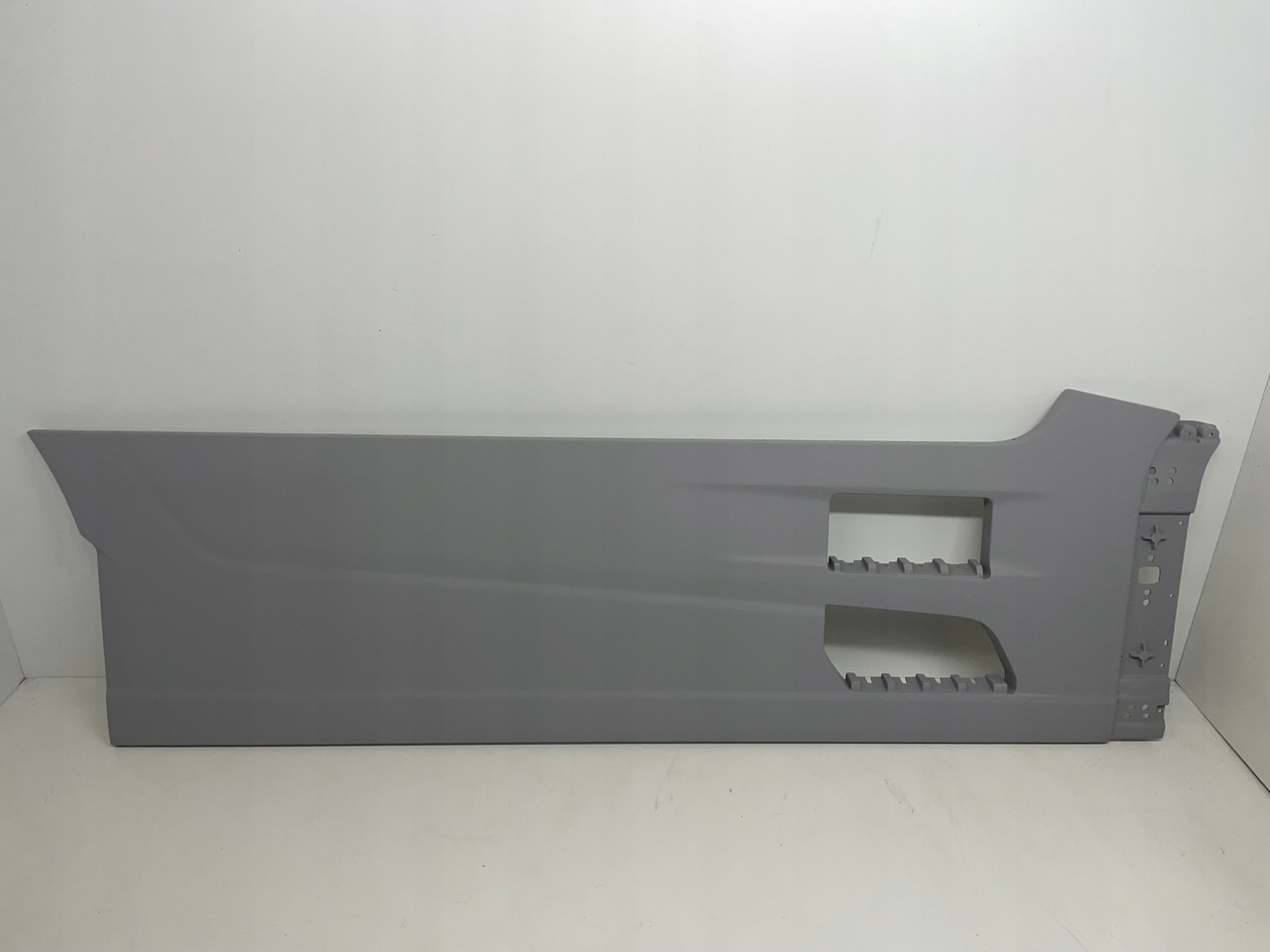 ZABUDOWA MIĘDZYOSIOWA SPOILER FORD F-MAX F MAX - Aerodinámica/ Spoiler para Camión: foto 1 ZABUDOWA MIĘDZYOSIOWA SPOILER FORD F-MAX F MAX - Aerodinámica/ Spoiler para Camión: foto 1