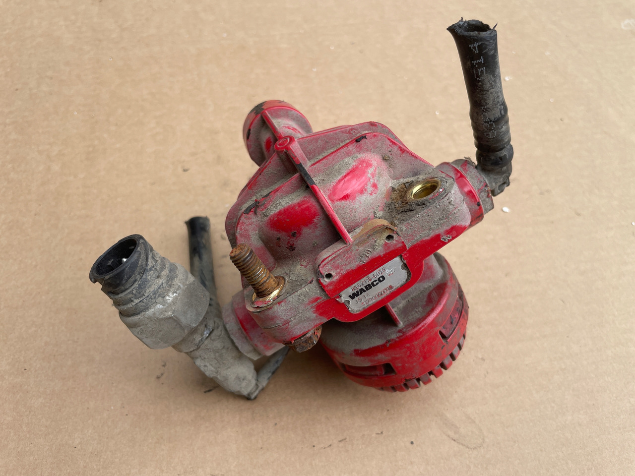 ZAWÓR HAMULCA RĘCZNEGO WABCO MAN TGX TGA TGS 81521166075 - Válvula de freno para Camión: foto 5 ZAWÓR HAMULCA RĘCZNEGO WABCO MAN TGX TGA TGS 81521166075 - Válvula de freno para Camión: foto 5